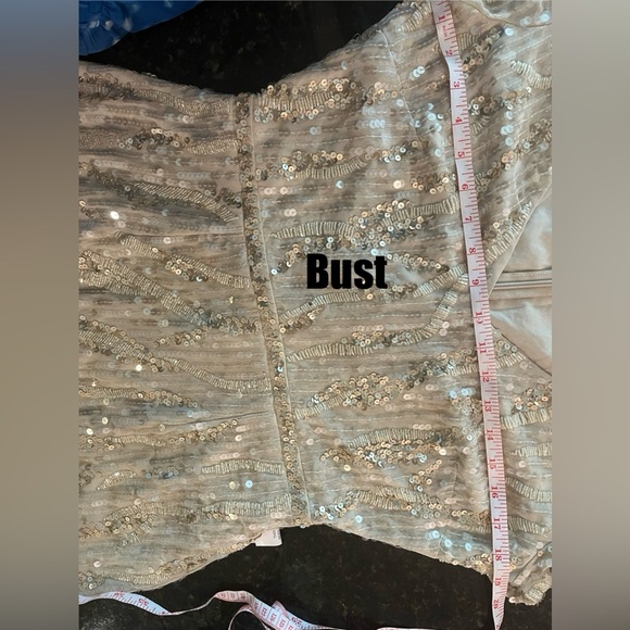 Mac Duggal Gold Sequin Midi Dress - Picture 4 of 6